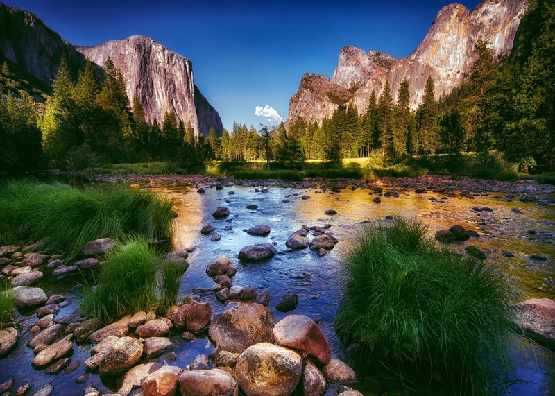 Yosemite_SS_174714872 - MED